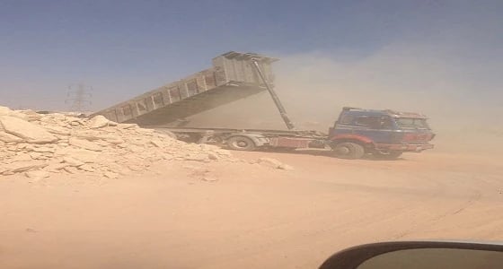 أمانة الرياض تحجز على 14 مُعدة لرمي المخلفات