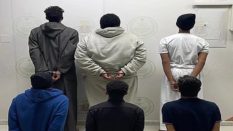 القبض على 6 أشخاص لسرقتهم دراجات نارية واستخدامها في حوادث سلب بالرياض