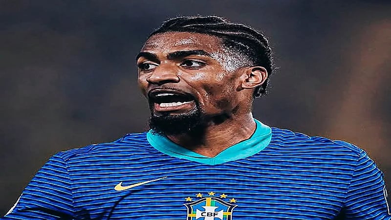 النصر يفاوض مدافع ليل