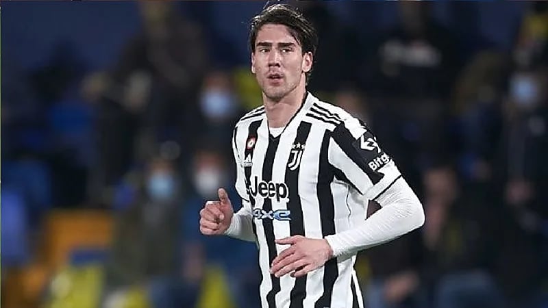 مهاجم يوفنتوس يبتعد عن دوري روشن