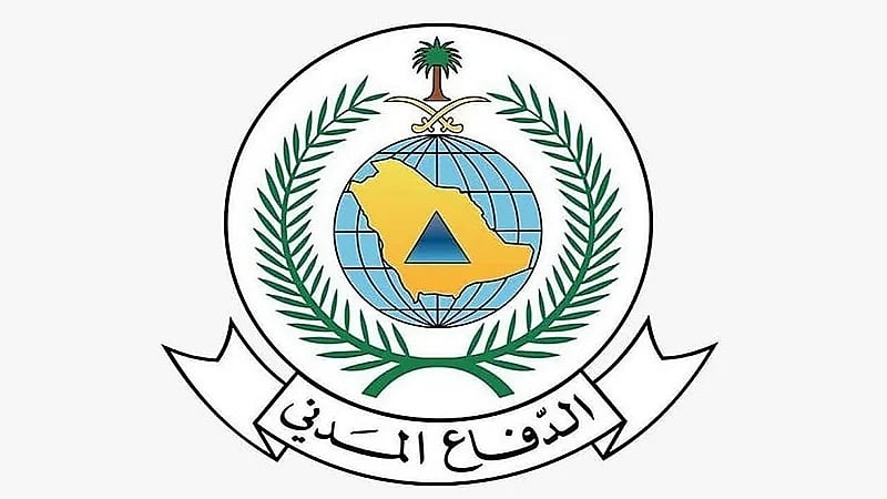 الدفاع المدني بالرياض يباشر انهيار صخري بمركز هيت