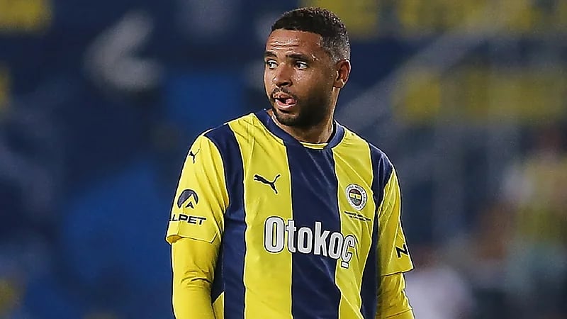 مدرب فنربخشة يحدد شرط التخلي عن النصيري