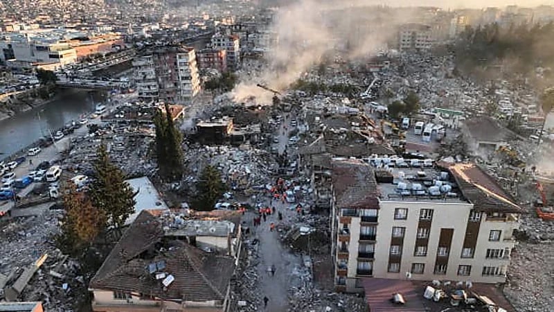 غوغل: نظام التحذير من الزلازل أخفق في إنقاذ الملايين خلال كارثة تركيا