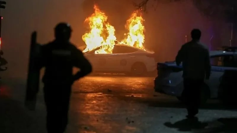 كازاخستان.. الاحتجاجات على أسعار الوقود توقف الخدمات والسفر