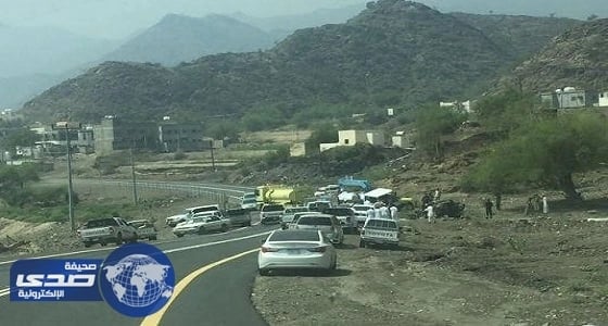 مصرع طفل وشاب في حادث شنيع غرب قنا