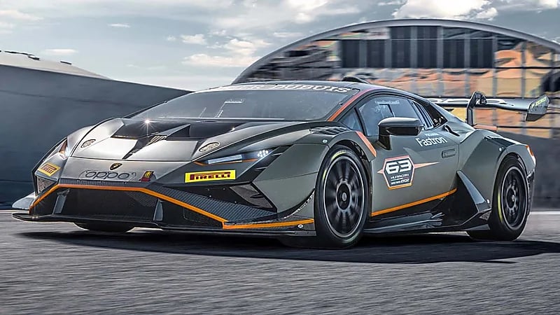 بالصور.. ظهور لامبورجيني هوراكان سوبر تروفيو EVO2 الخارقة