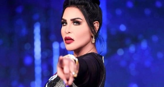 بالفيديو.. أحلام تتغزل بفرقة موسيقية خلال بروفة غنائية