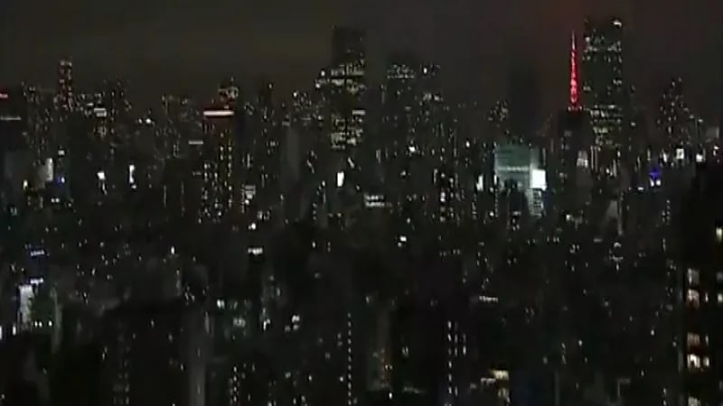 "فيديو" يوثق الهزة الأرضية باليابان قبل قليل