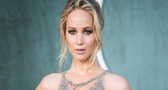 جينيفر لورانس تكشف السبب حول " فظاظتها " مع الجمهور بالأماكن العامة