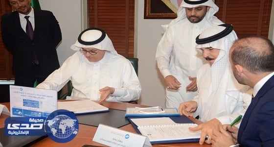 الفضلي يوقع عقد تنفيذ محطات ضخ وخطوط أنابيب مياه بين عرفات والطائف