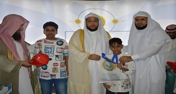 تدشين حملة " ففيهما فجاهد " بمكة مول للحث على بر الوالدين