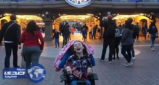 أم تتحدى إعاقة ابنتها بتشجيعها على حصد ألقاب ملكات جمال