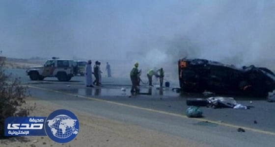 مصرع شابين في حادث مروري بطريق مطار الجوف