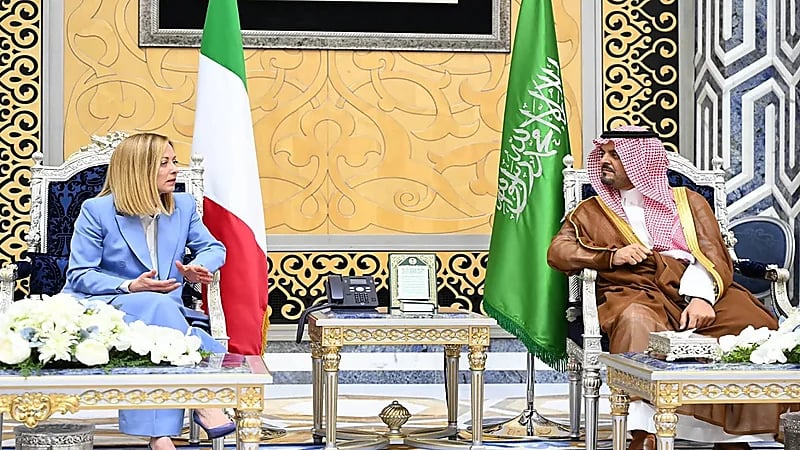 رئيسة وزراء إيطاليا تصل إلى المملكة