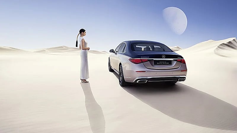 بالصور.. مرسيدس ترفع النقاب عن إصدار خاص ومحدود من مايباخ S-CLASS الفاخرة