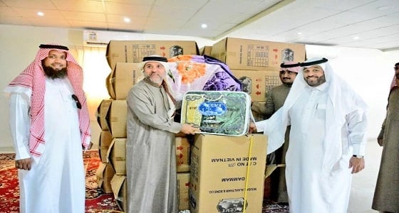 بر الشرقية توزع 400 بطانية لأهالي العديد
