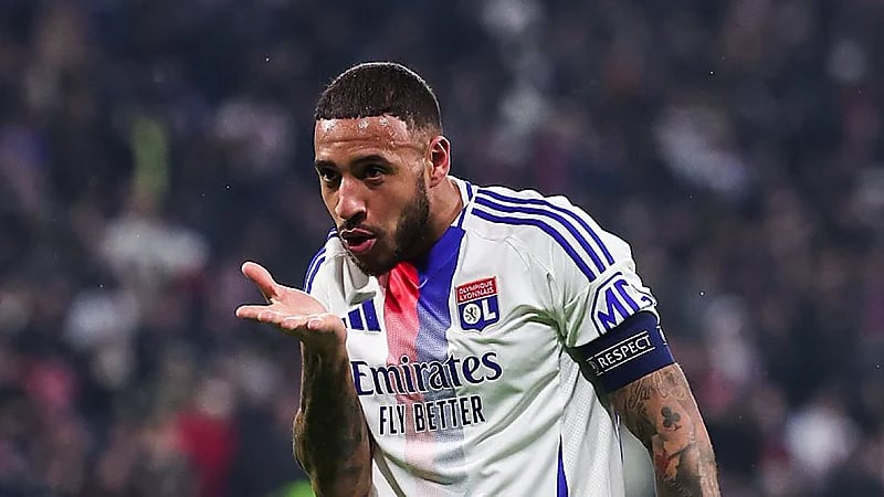 نيوم يسعى للتعاقد مع كورينتين توليسو