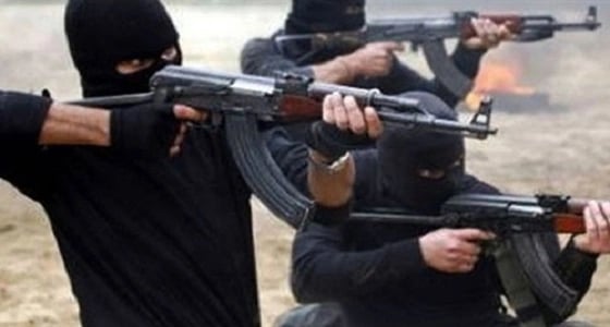 مجهولون يطلقون النار عشوائيا بقرية بالمويه