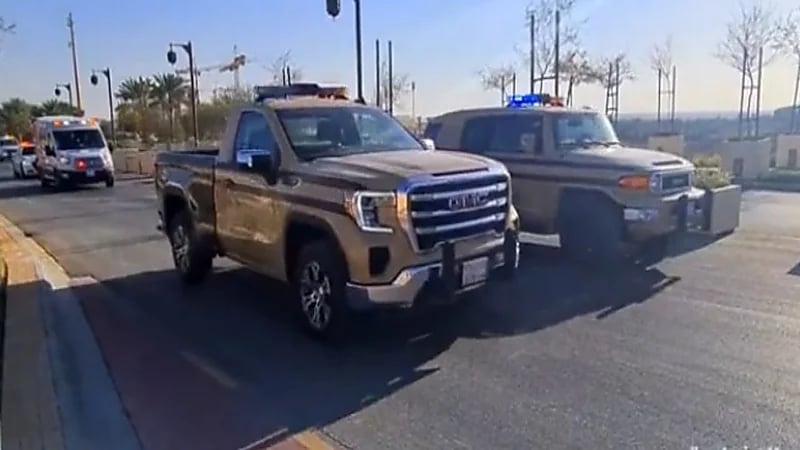 شاهد.. مسيرة في الدرعية احتفالًا بـ"يوم التأسيس"