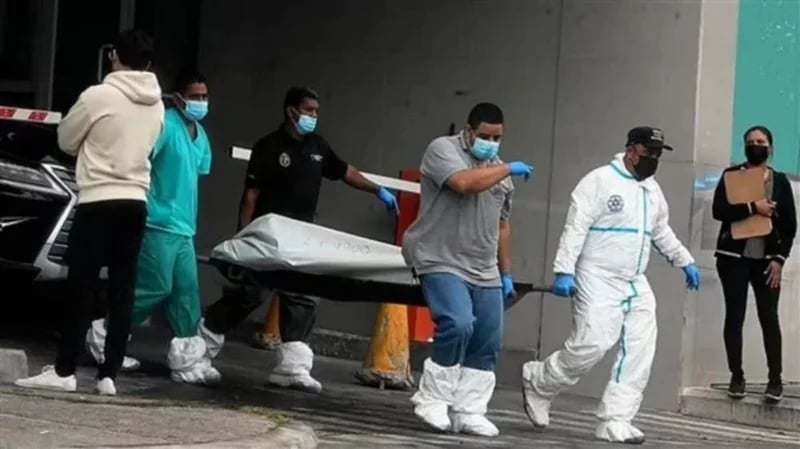 مقتل أربعة أشخاص في هجوم مسلح خارج ملهى ليلي