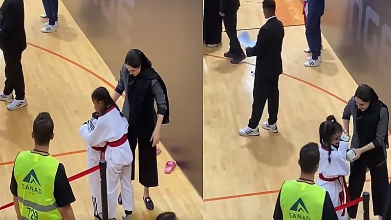 طفلة تترك الاحتفال لمواساة منافستها في بطولة التايكوندو..فيديو