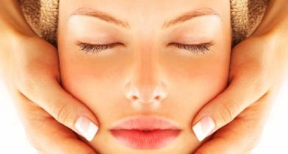 الشوفان والشاي الأخضر لتقشير البشرة واستعادة نضارتها