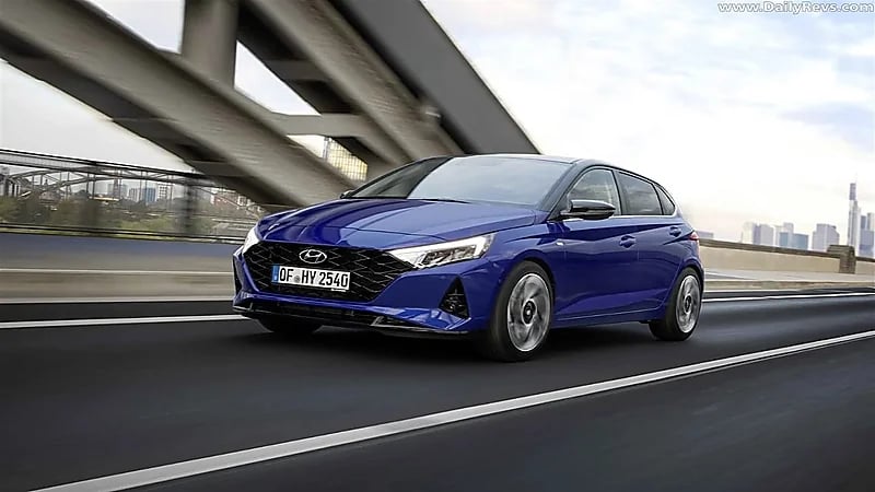 بالصور.. مواصفات سيارة هيونداي i20 الجديدة من الداخل والخارج