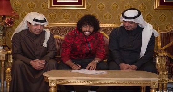 رسميا الشباب يجدد عقد " الصليهم " حتى عام 2020