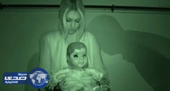 بالفيديو.. إمرأة ممسوسة بعفريت طفل صغير