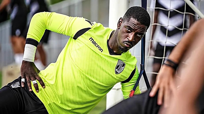 الحزم يقترب من التعاقد مع حارس منتخب الرأس الأخضر برونو فاريلا