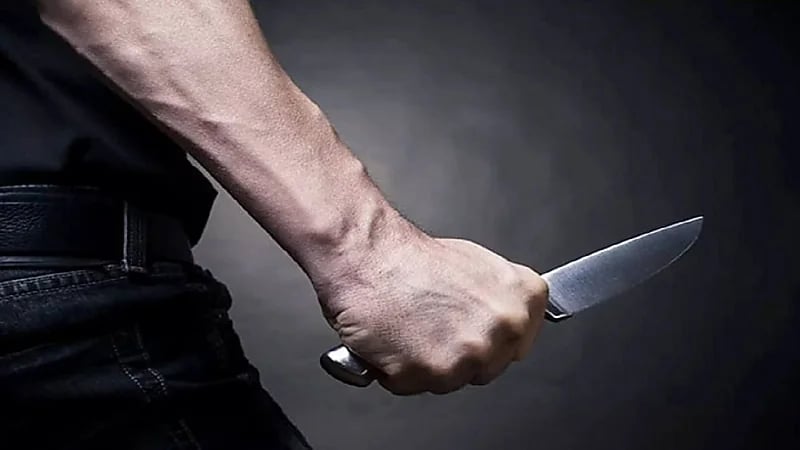 علاقة آثمة تنتهي بقتل العشيق بـ 25 طعنة