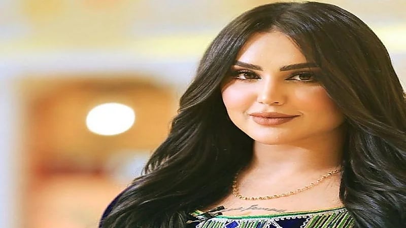 ميعاد العسيري تهاجم جارها بعد أن كتب على سيارتها "صوتك دليل العافية"..فيديو
