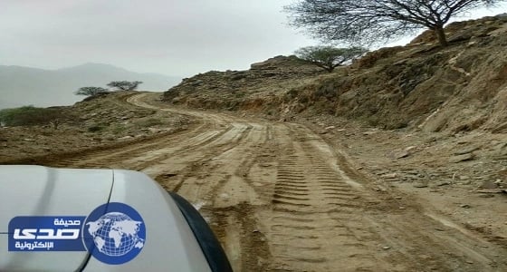 بالصور.. فتح طرق الداير والريث بعد إزالة أثار الأمطار