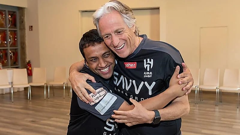 الهلال يلغي عقد جيسوس ويكلف الشهلوب بقيادة الفريق