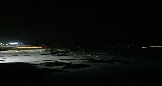 أسرة تعثر على طفلها بعد اختفائه على شاطئ الشقيق