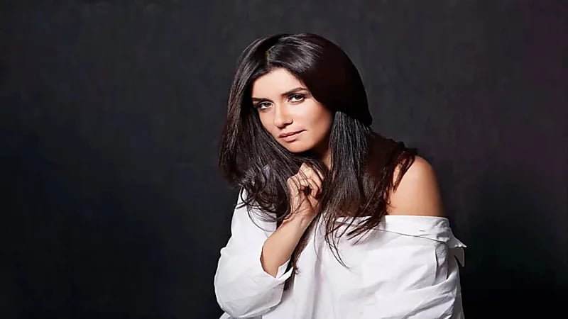 غادة عادل تكشف عن إجراءها عملية تجميل.. فيديو