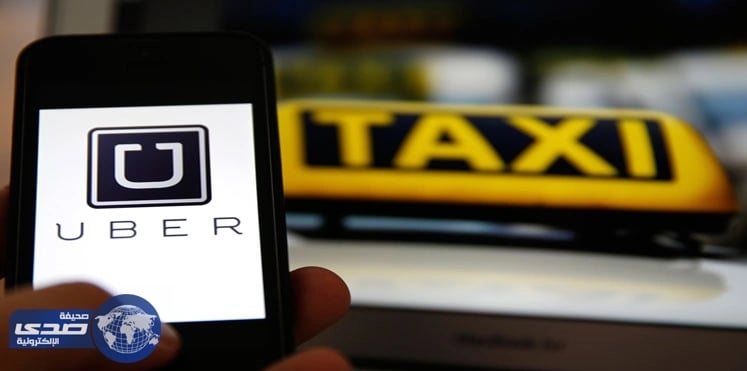 بالصور.. السائقة الاكثر جاذبية في العالم تحوز إعجاب الركاب