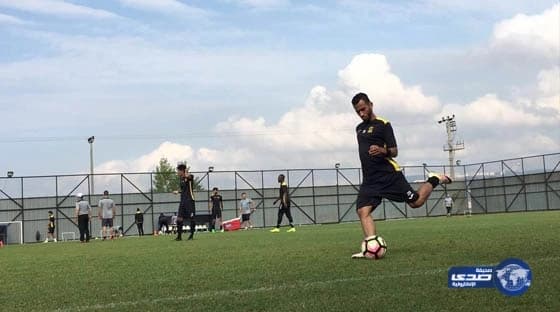 الاتحاد يواصل تدريباته بثلاث حصص تدريبيه