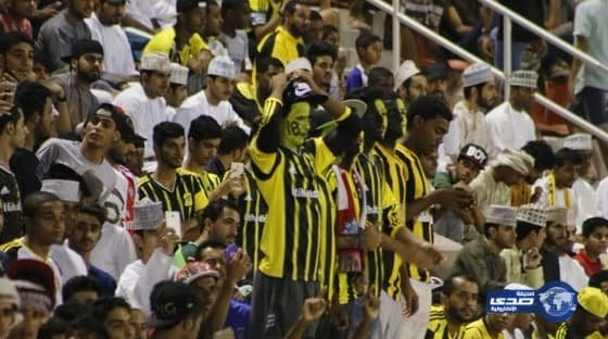 بالفيديو: مدرب الأخضر يتجاهل تساؤل وسيلة إعلام قطرية