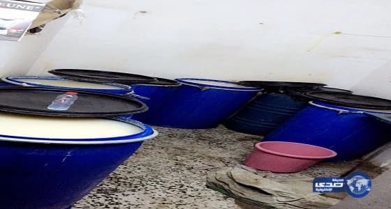 ضبط مركبة يقود لكشف مصنع سري للخمور بجازان