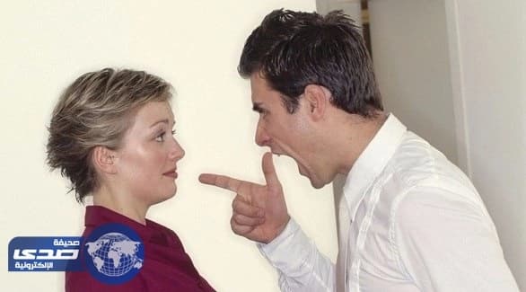 4 طرق للتعامل مع شريك حياتك المتسلط