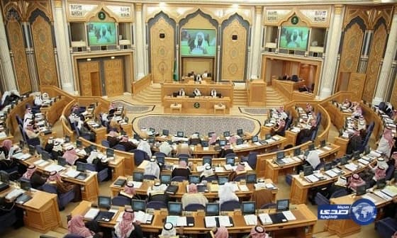 الشورى يعتزم تمديد تأشيرة العمرة لثلاثة أشهر لكن بشروط