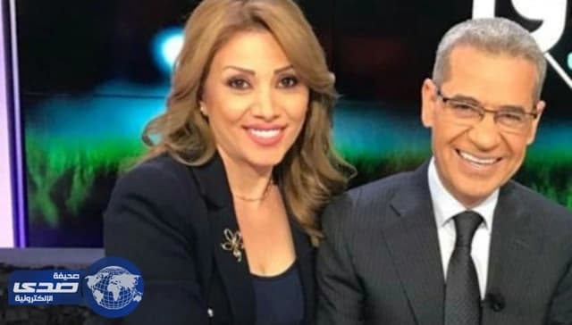 بالفيديو.. قبلة مصطفي الآغا لزوجته علي الهواء تُثير ضجة بين مُتابعيه