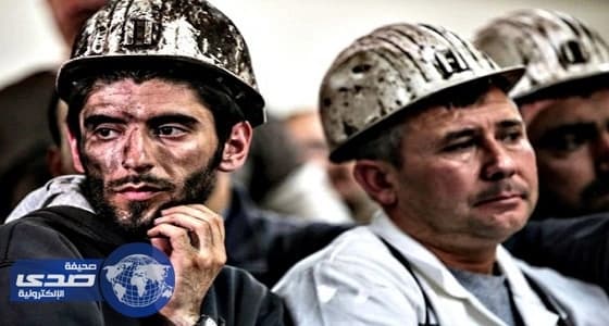 بالصور.. ضيوف الملك سلمان للعمرة يؤدون صلاة الجمعة بالحرم النبوي