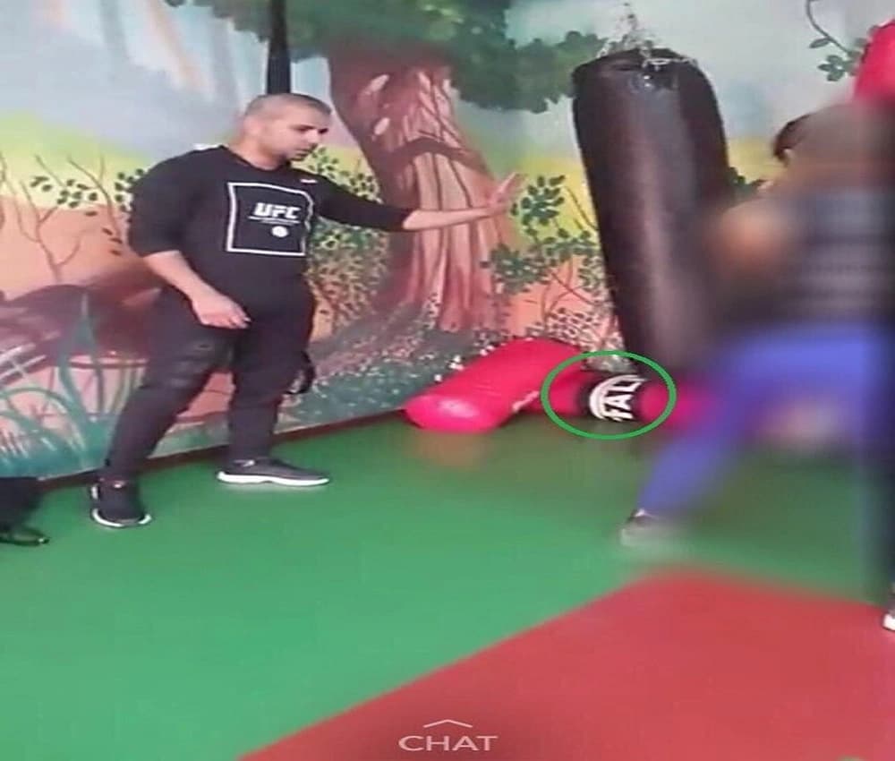 المدرب الأردني يوضح للمرة الثانية حقيقة تدريب نساء على الفنون القتالية بالرياض