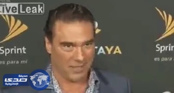 بالفيديو.. نجم تليفزيوني يصفع مذيعا على وجهه