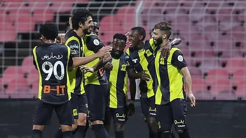 الاتحاد يرغب في التعاقد مع لاعب الزمالك المصري
