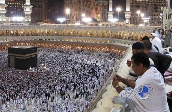 السماح للمواطنين باستثمار منازلهم لإسكان المعتمرين