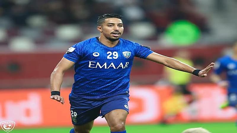 سالم الدوسري يخرج من حسابات لوشيسكو أمام أبها