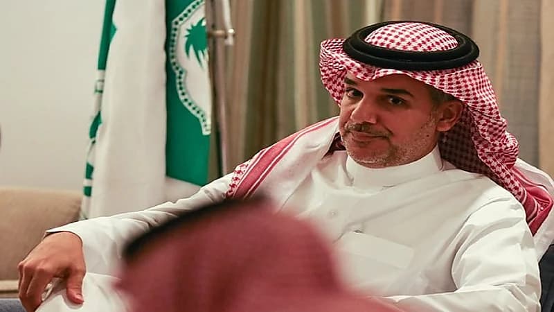 الأهلي يواجه قرار منع تسجيل لاعبين جدد